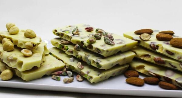 Dark Brown Karışık Beyaz Kırma Beyoğlu Çikolatası 250 Gram