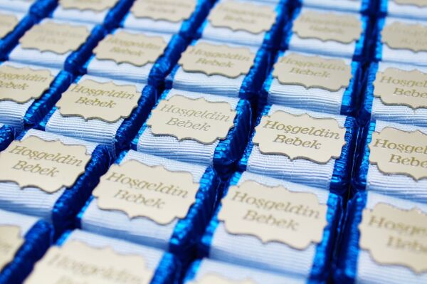 Dark Brown 48 Adet Dolgulu Hoşgeldin Bebek Erkek Çikolatası