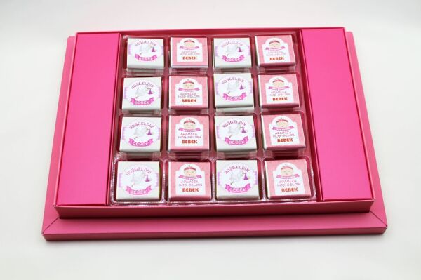 Dark Brown Kız Bebek Hoşgeldin Madlen Çikolatası - Doğum Hediyesi