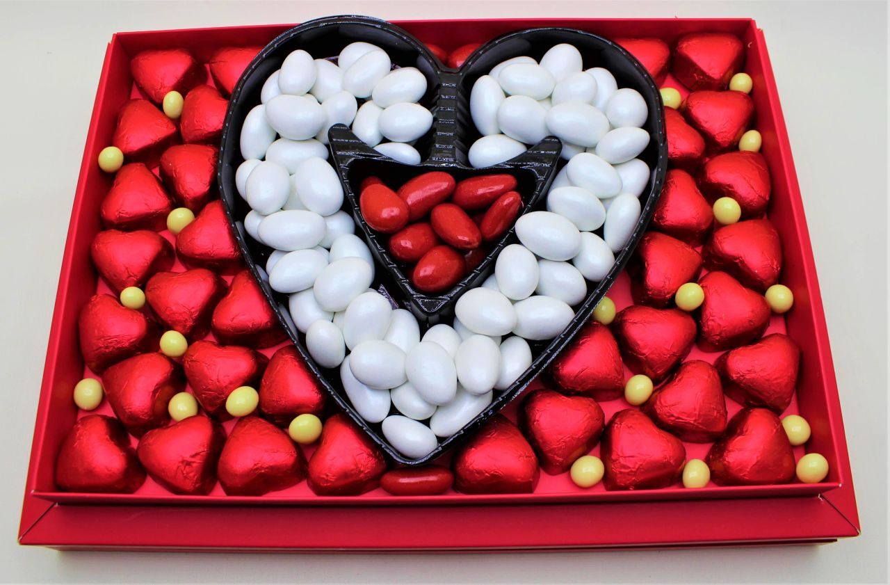 Dark Brown Özel Seri Kalp Shape Sevgililer Günü Çikolatası