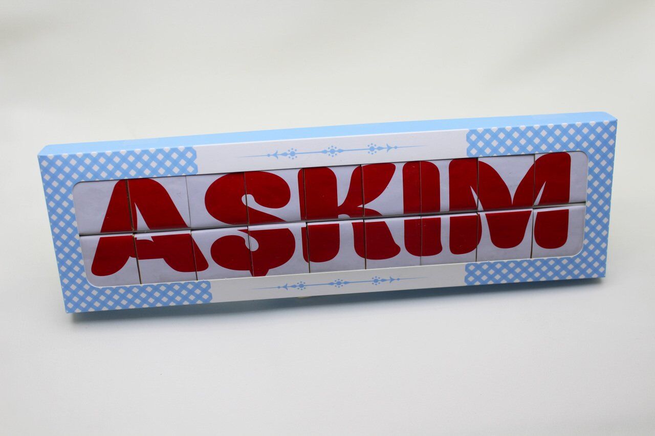 Dark Brown 'Aşkım' Yazılı 36'lı Hediyelik Madlen Çikolata Seti