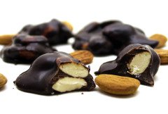Dark Brown Roş Çikolata Bademli Bitter Roche Çikolatası