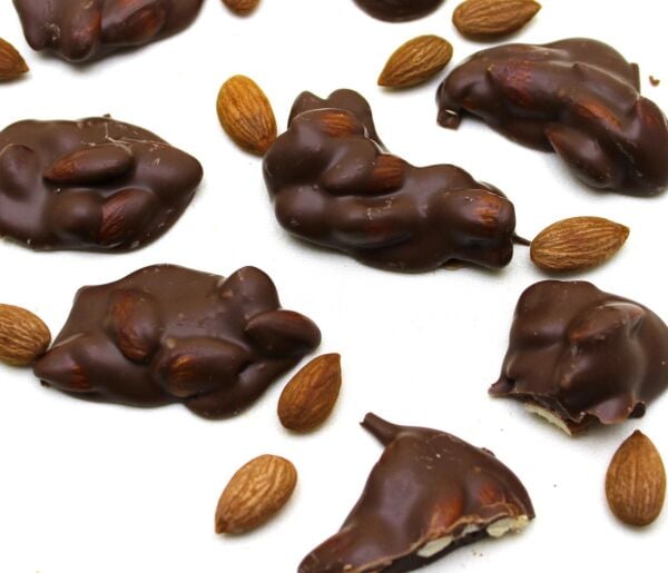 Dark Brown Roş Çikolata - Kayısı Çekirdekli Sütlü Lezzet