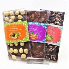 Dark Brown Sütlü Tablet Çikolata - Kıvamında Fındık, Antep Fıstığı ve Badem 3x100 Gr