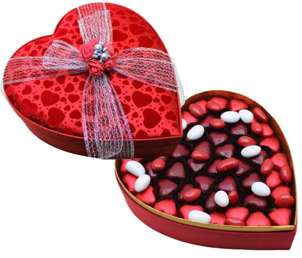 Dark Brown El Yapımı Kırmızı Kalpli Büyük Boy Çikolata Kutusu KN1