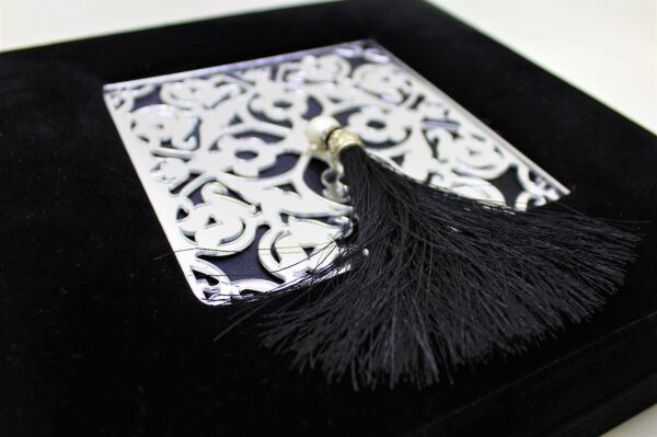 Dark Brown El Yapımı 36'lı Siyah Kadife Çikolata Kutusu - Özel Osmanlı Motifleri Spesiyal Çikolatalı