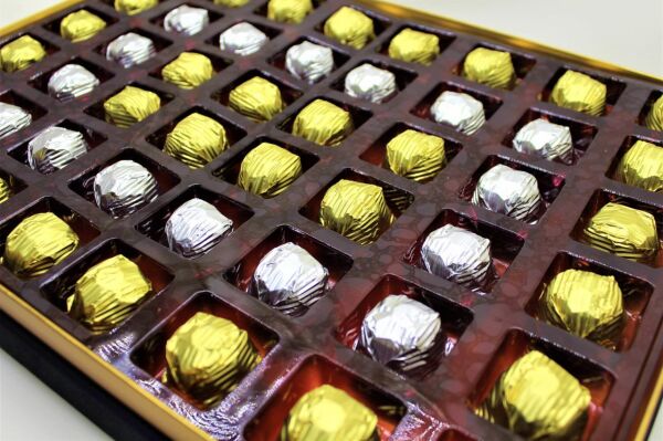 Dark Brown El Yapımı 48'li Murassa Hançerli Çerçeveli Osmanlı Motifli Çikolata Kutusu Sargılı Çikolatalı