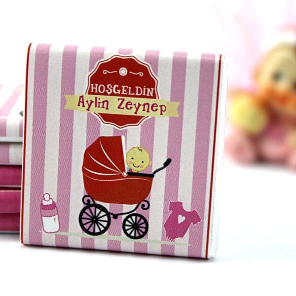 Dark Brown İsim Yazılabilen Hoşgeldin Kız Bebek Hediye Çikolatası