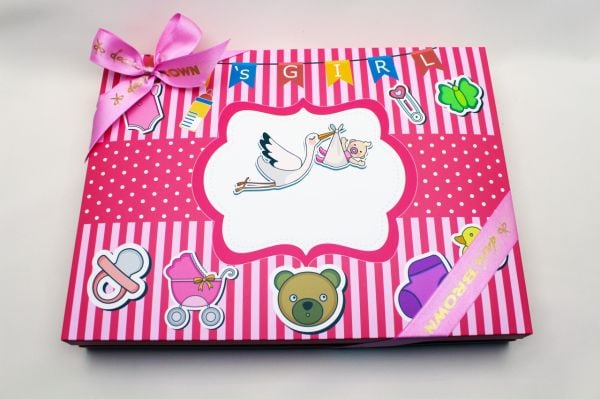 Dark Brown Kız Bebek İçin İsim Yazılabilen Hoşgeldin Çikolatası