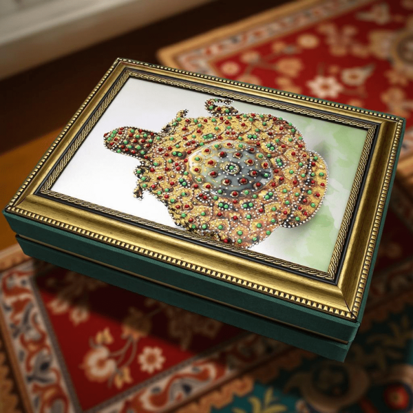 Dark Brown Osmanlı Karaf Çerçeveli El Yapımı 24'lü Spesiyel Çikolata Kutusu Sargılı Çikolatalı