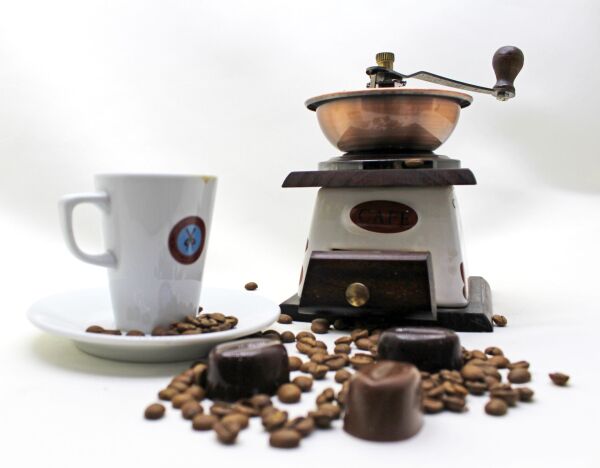 Nuri Toplar - Odun Ateşinde Colombia Supremo Filtre Kahve Çekirdeği 250 Gram - Moka Pot