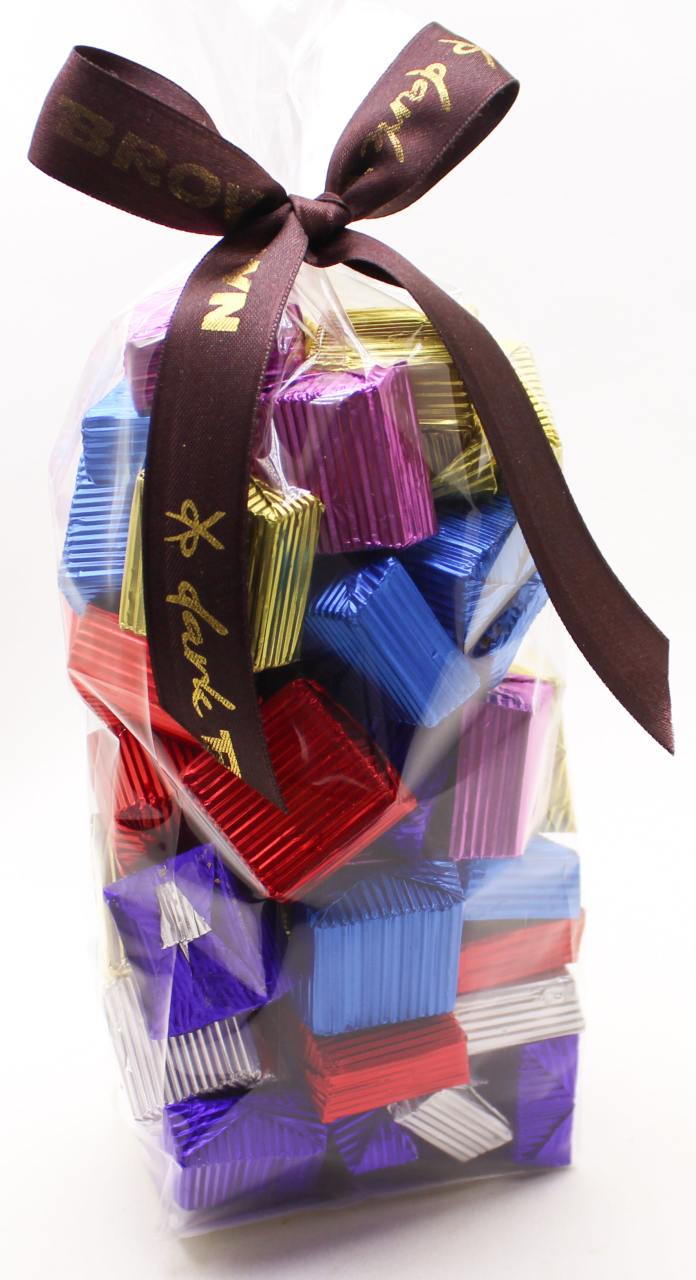 Dark Brown Bayram Çikolatası Fındık Parçacıklı Sargılı Kare Çikolata 1000Gr