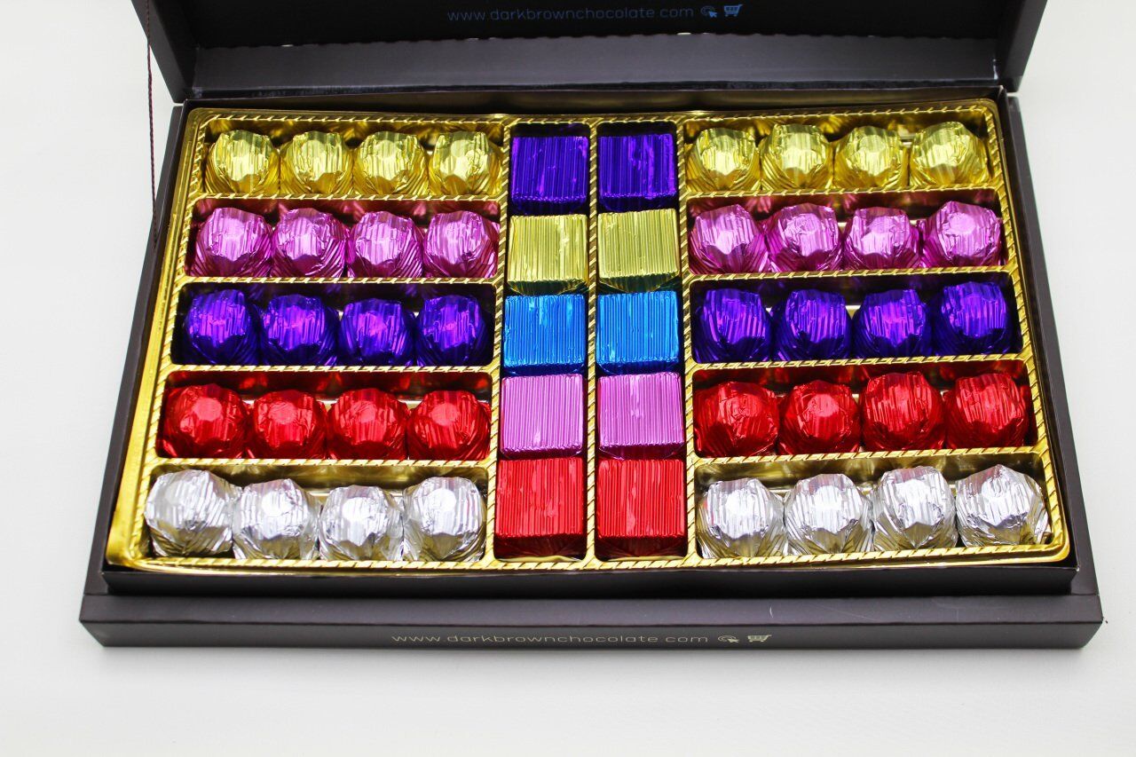 Dark Brown Sütlü Çikolata - 50 Adet Fındık Parçacıklı