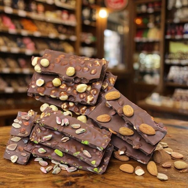 Karışık Sütlü Kırma Dark Brown Beyoğlu Çikolatası 500 Gram