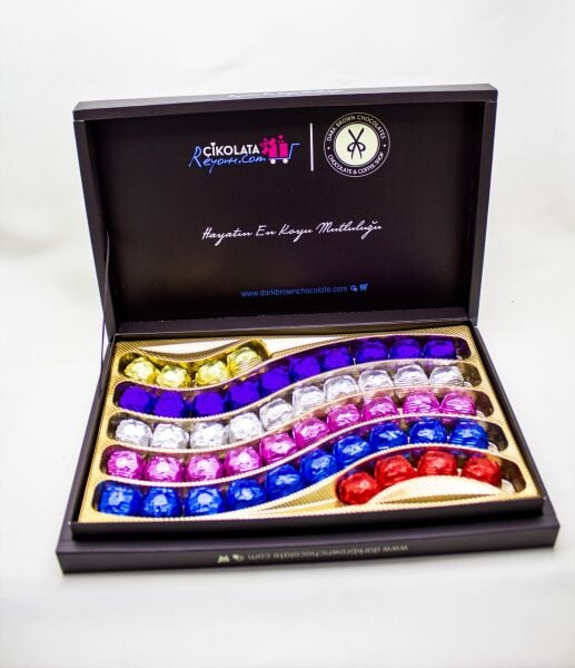 Dark Brown Katkısız 48 Adet Kare Hediye Çikolata