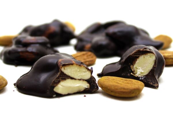 Dark Brown Roş Çikolata - Bitter ve Bademli El Yapımı Lezzet 1 KG