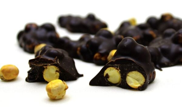 Dark Brown Leblebili Roş Bitter Çikolata - Tatlı Tuzlu Lezzet Deneyimi 750 Gram