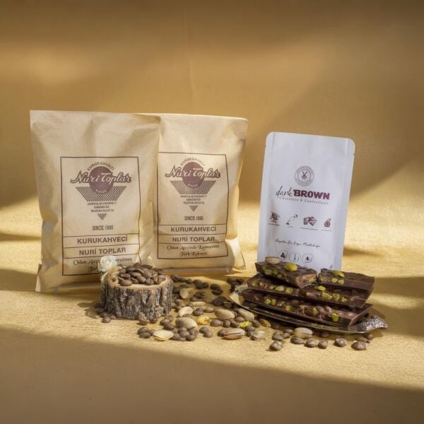 Nuri Toplar Taze Çekim Türk Kahvesi & Dark Brown Antep Fıstıklı Sütlü Beyoğlu Çikolatası