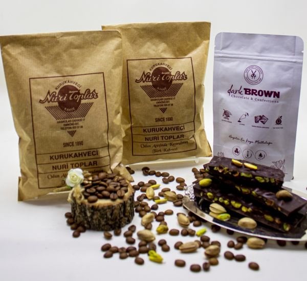 Nuri Toplar Taze Çekim Türk Kahvesi 500g & Dark Brown Antep Fıstıklı Bitter Beyoğlu Çikolatası 250g