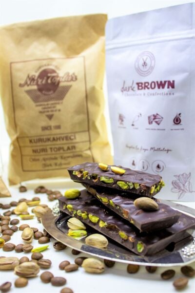 Nuri Toplar Taze Çekim Türk Kahvesi 500g & Dark Brown Antep Fıstıklı Bitter Beyoğlu Çikolatası 250g