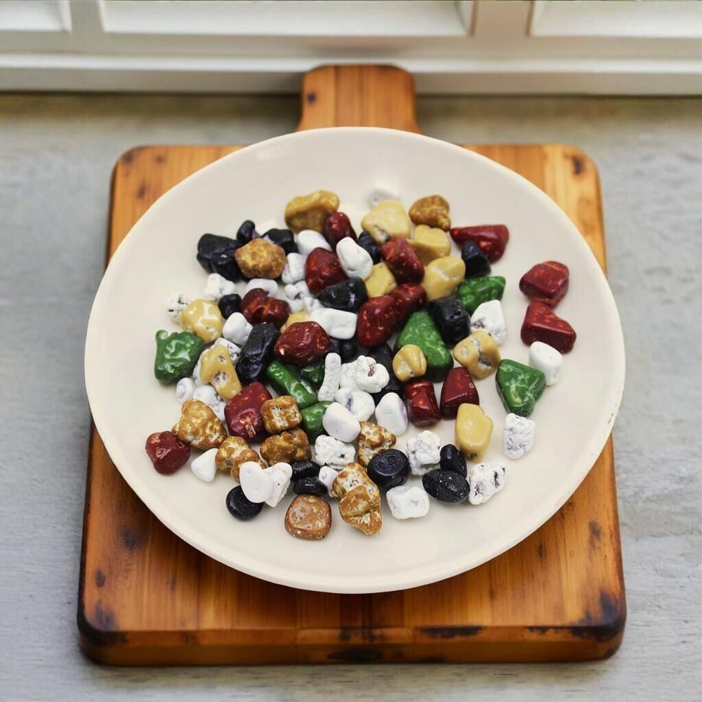 Dark Brown El Yapımı Renkli Çakıl Taşı Çikolata Draje 250 Gram