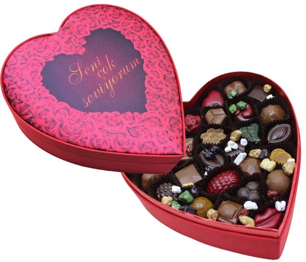 Dark Brown El Yapımı 'Seni Seviyorum' Yazılı Kalpli Çikolata KN02