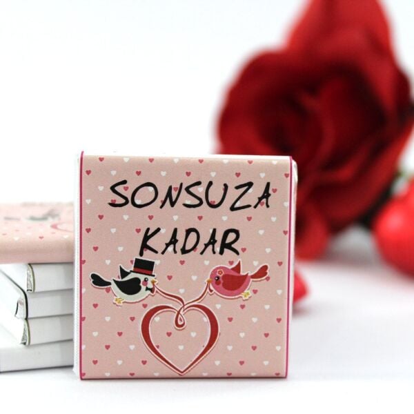 Dark Brown 'Sonsuza Kadar' Yazılı Bitter ve Sütlü Madlen Çikolatalar