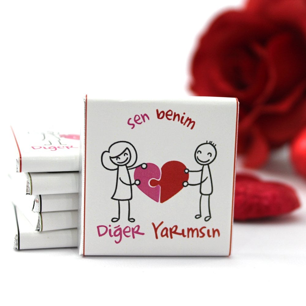 Dark Brown Karışık Resimli Hediyelik Sevgiliye Özel Çikolata