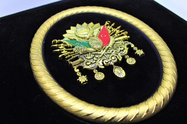 Dark Brown El Yapımı Tuğralı 36'lı Çerçeveli Çikolata Kutusu