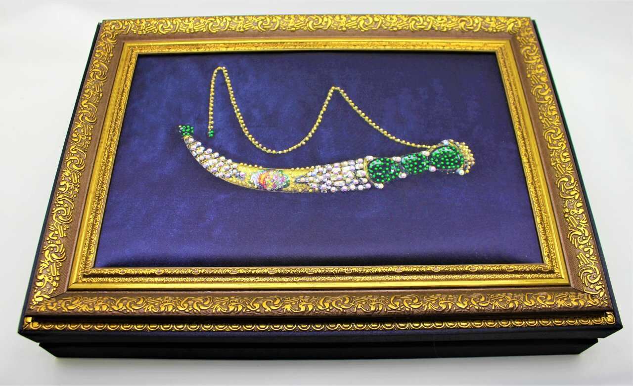 Dark Brown El Yapımı 48'li Murassa Hançerli Çerçeveli Osmanlı Motifli Çikolata Kutusu