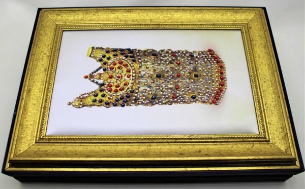 El Yapımı Dark Brown Osmanlı Motifli 24'lü Çerçeve Çikolata Kutusu