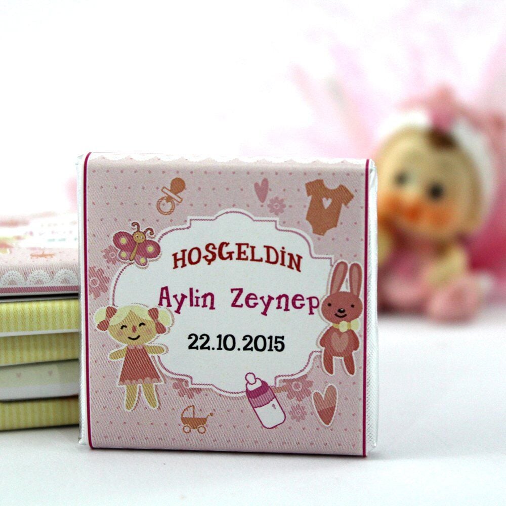Dark Brown - Kişiye Özel İsimli Kız Bebek Karşılama Çikolatası 150'li (Koli)