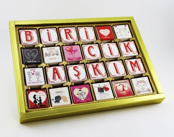 Dark Brown Bitter ve Sütlü 72 Adet 'Biricik Aşkım' Yazılı Madlen Çikolata