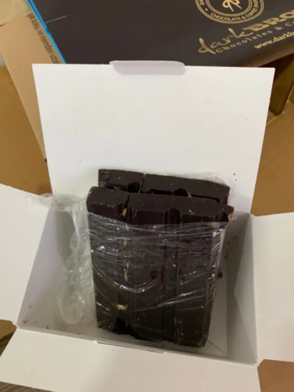 Dark Brown El Yapımı Bitter Kırma Beyoğlu Çikolatası %54 1 KG